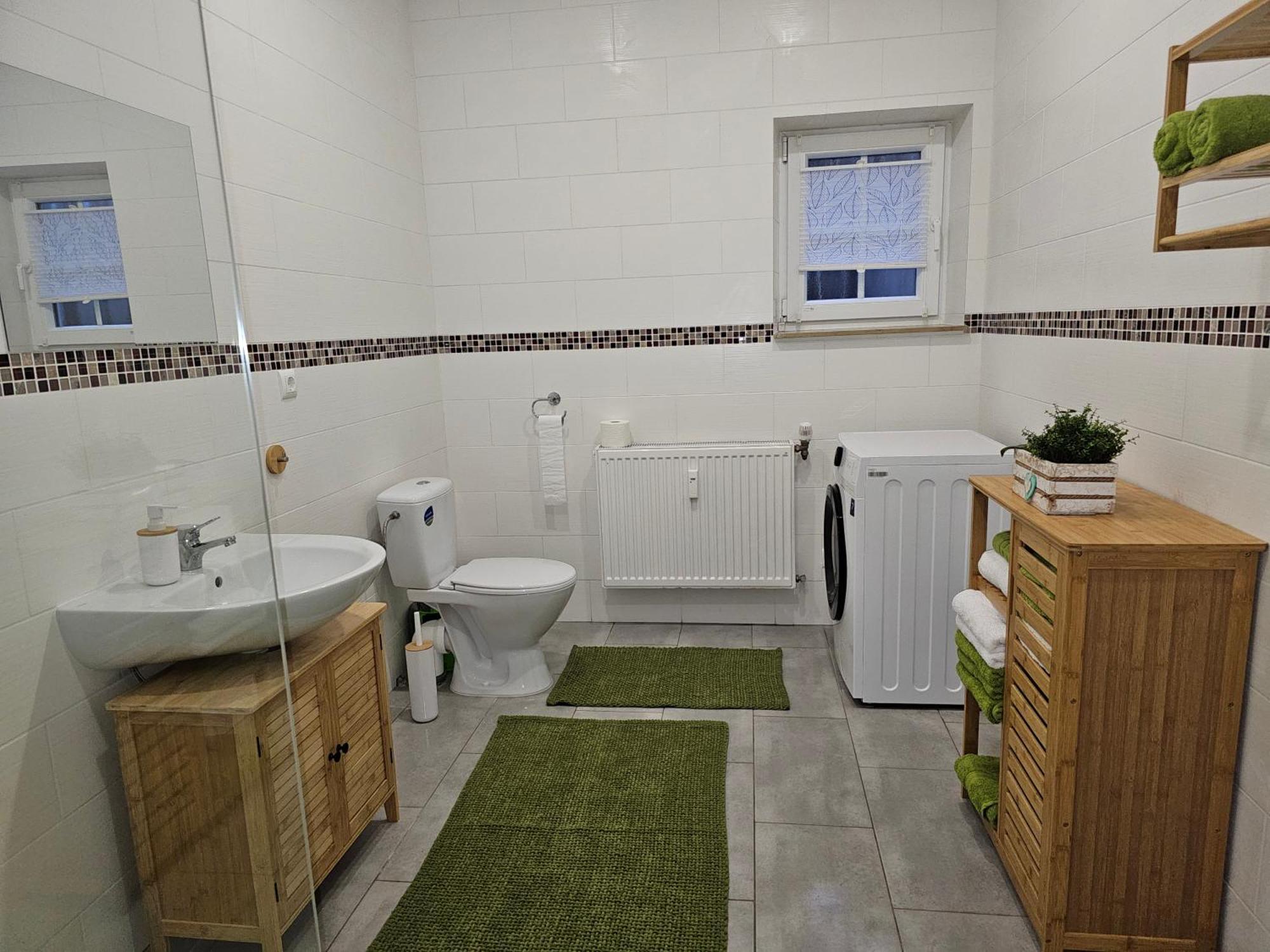 Warburg, Fewo "Sweet Home" 2,5 Zi- Eg-Separater Eingang - Parkplatz - Terasse- Komfortabel,Renoviert Extérieur photo
