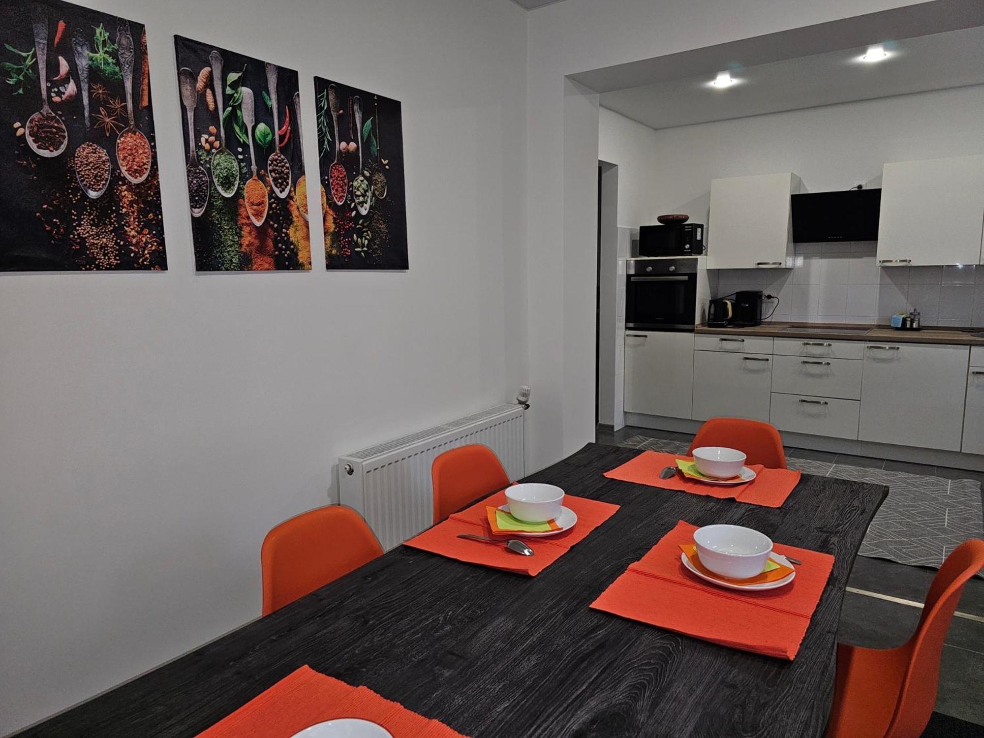 Warburg, Fewo "Sweet Home" 2,5 Zi- Eg-Separater Eingang - Parkplatz - Terasse- Komfortabel,Renoviert Extérieur photo