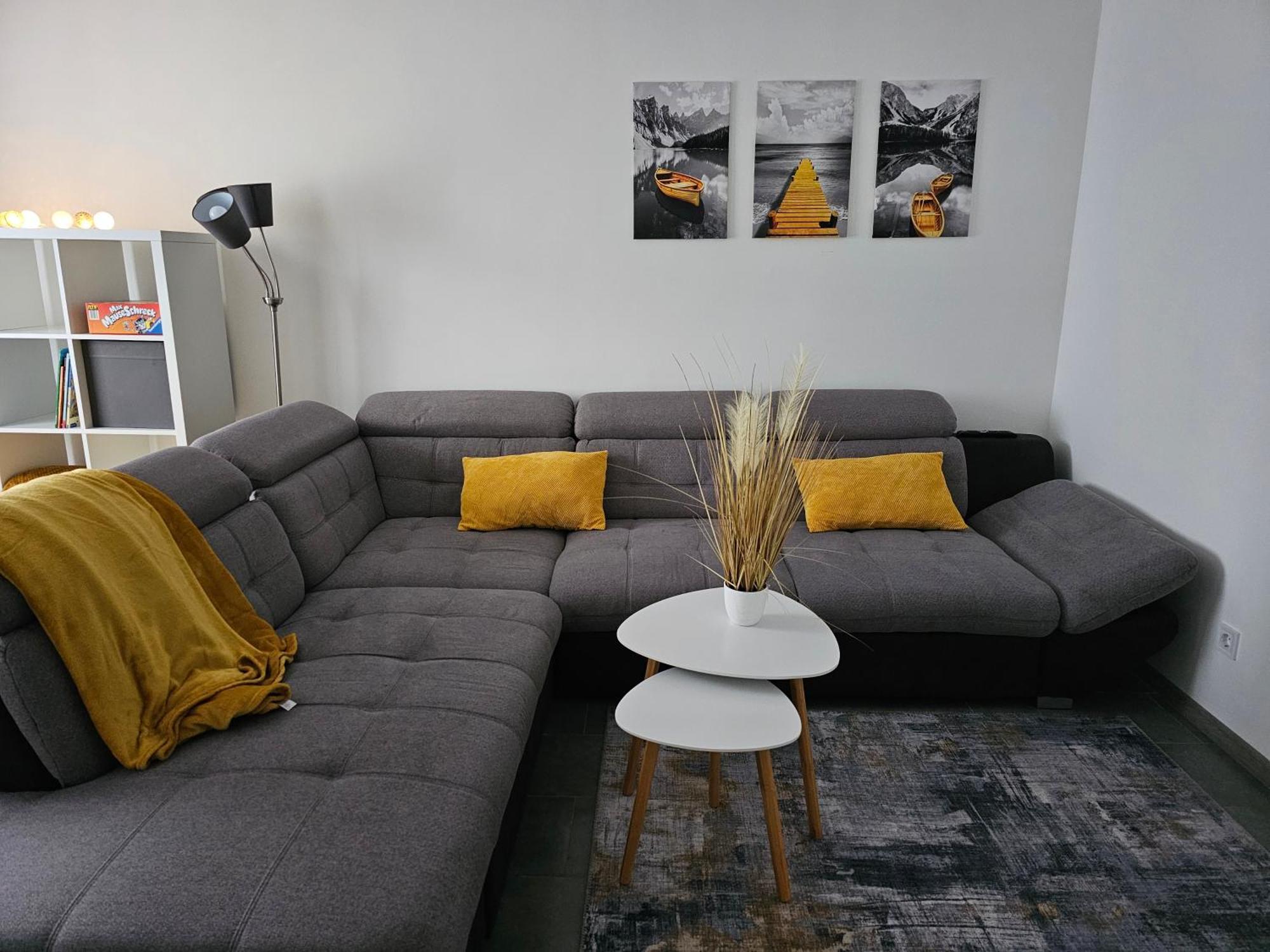 Warburg, Fewo "Sweet Home" 2,5 Zi- Eg-Separater Eingang - Parkplatz - Terasse- Komfortabel,Renoviert Extérieur photo