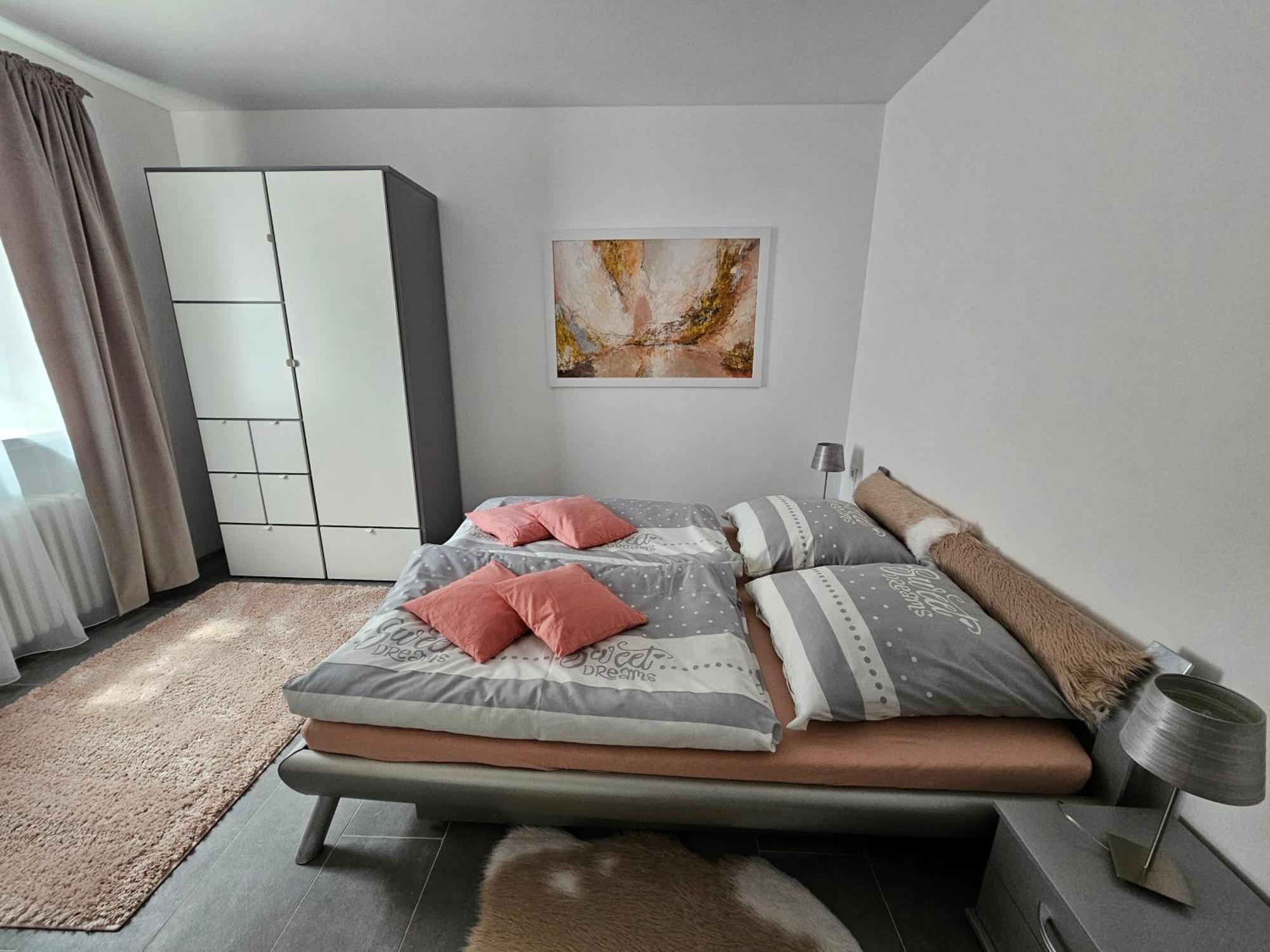 Warburg, Fewo "Sweet Home" 2,5 Zi- Eg-Separater Eingang - Parkplatz - Terasse- Komfortabel,Renoviert Extérieur photo