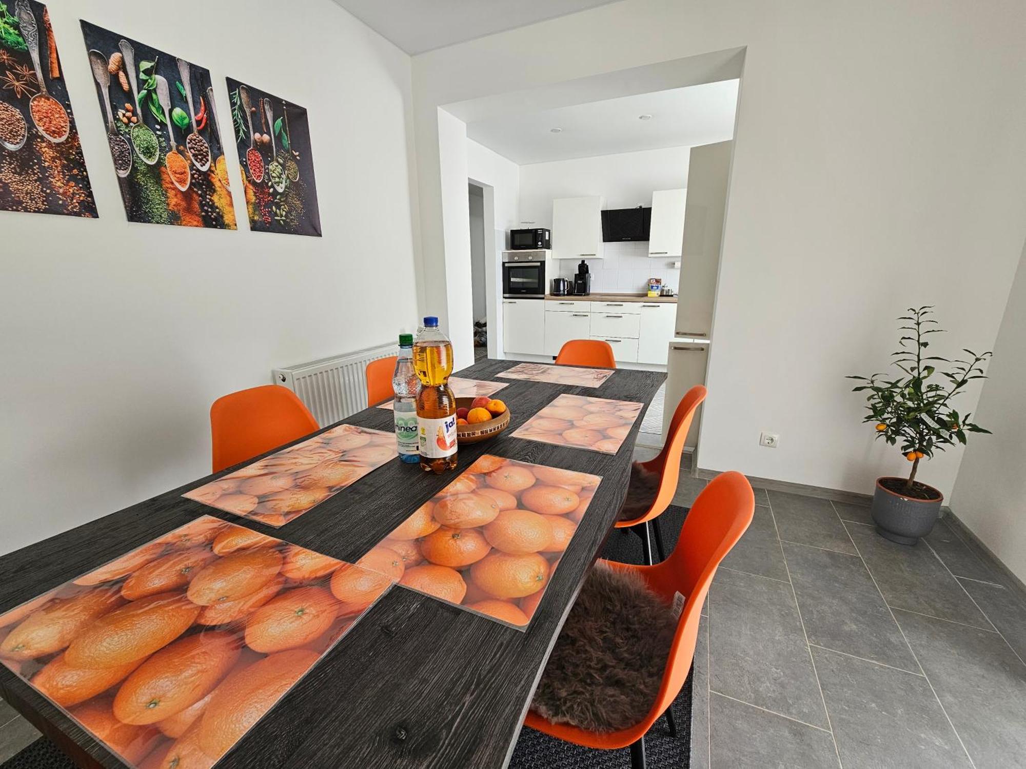 Warburg, Fewo "Sweet Home" 2,5 Zi- Eg-Separater Eingang - Parkplatz - Terasse- Komfortabel,Renoviert Extérieur photo