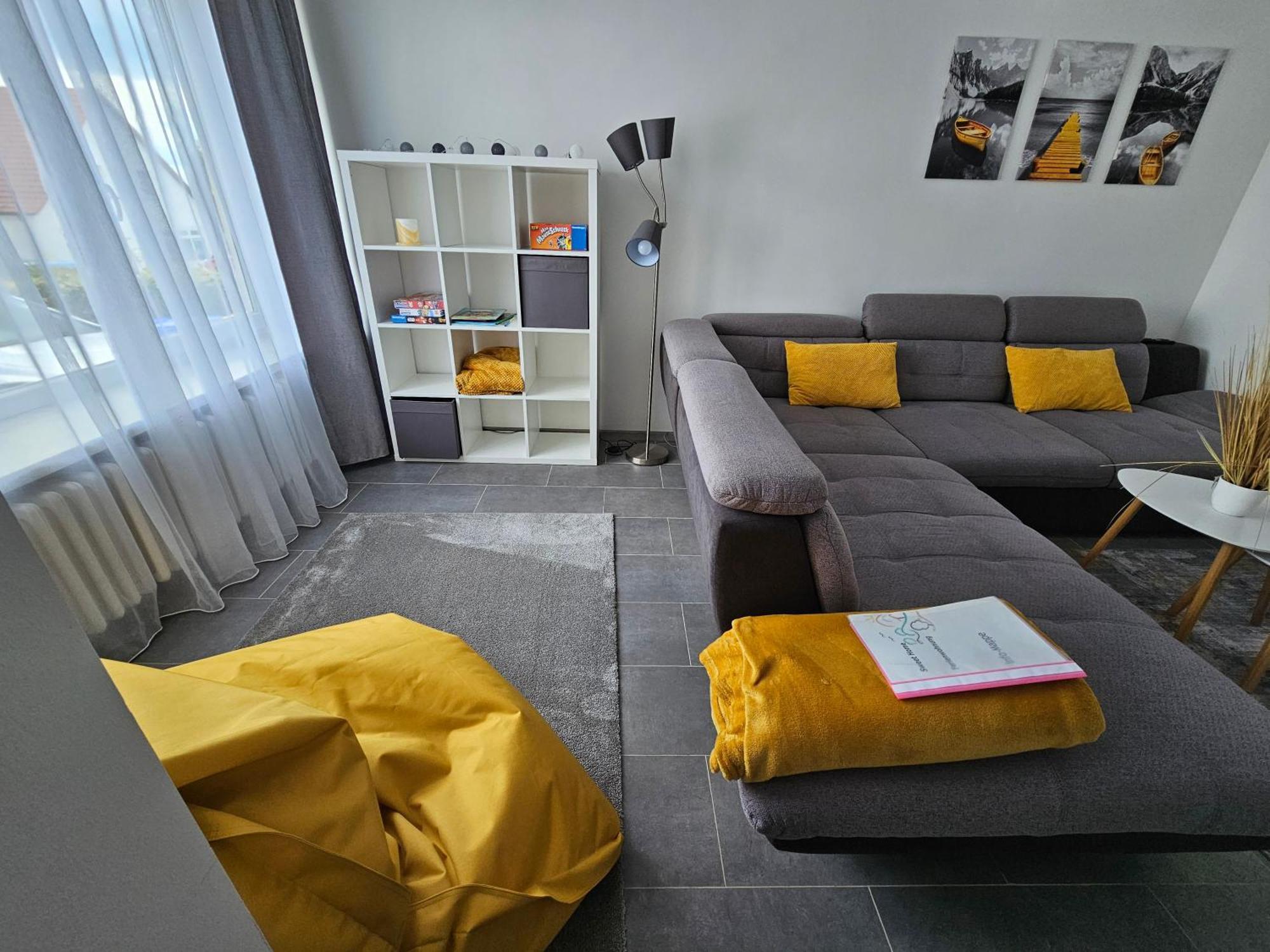 Warburg, Fewo "Sweet Home" 2,5 Zi- Eg-Separater Eingang - Parkplatz - Terasse- Komfortabel,Renoviert Extérieur photo